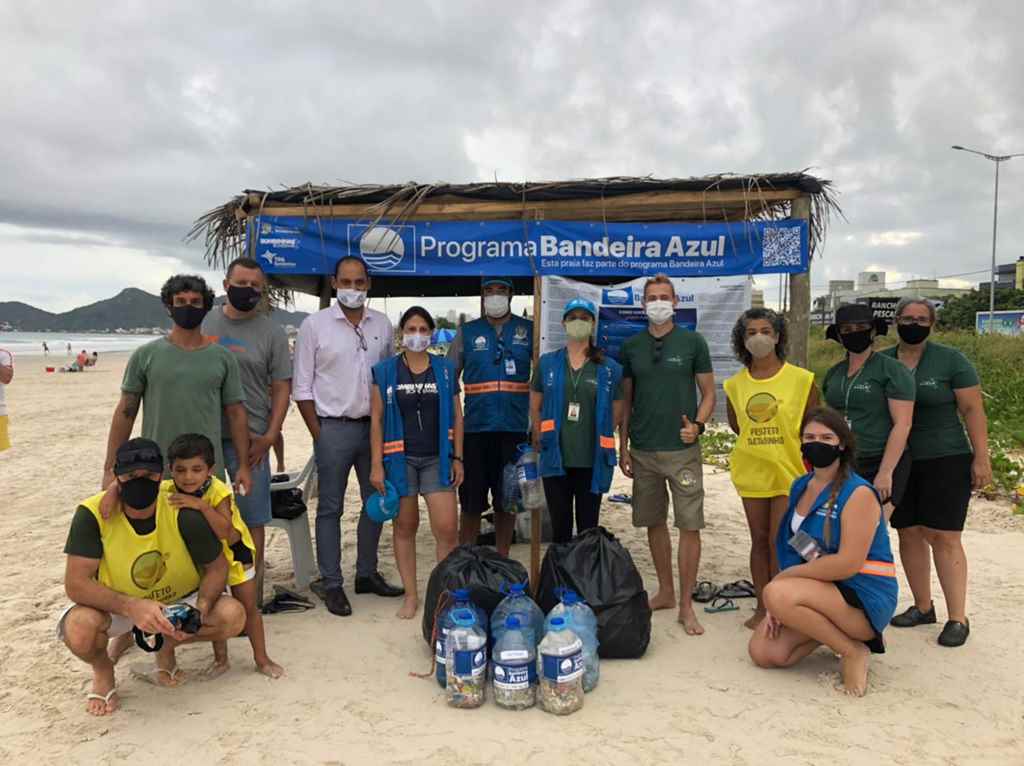 educação ambiental desenvolvidas no Programa Bandeira Azul Créditos: Divulgação Setur