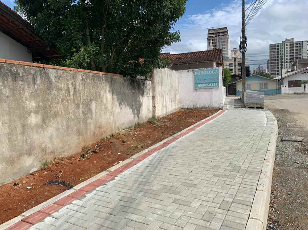 Seguem as obras da Terceira Avenida no Bairro Meia Praia
