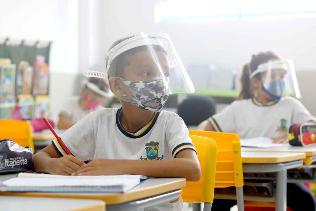 Educação divulga novos contemplados no Fila Única