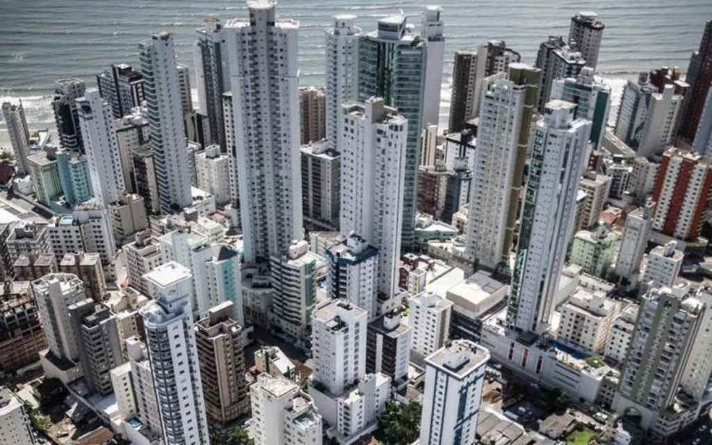Balneário Camboriú tem o metro quadrado mais caro de SC (Foto: Diorgenes Pandini)