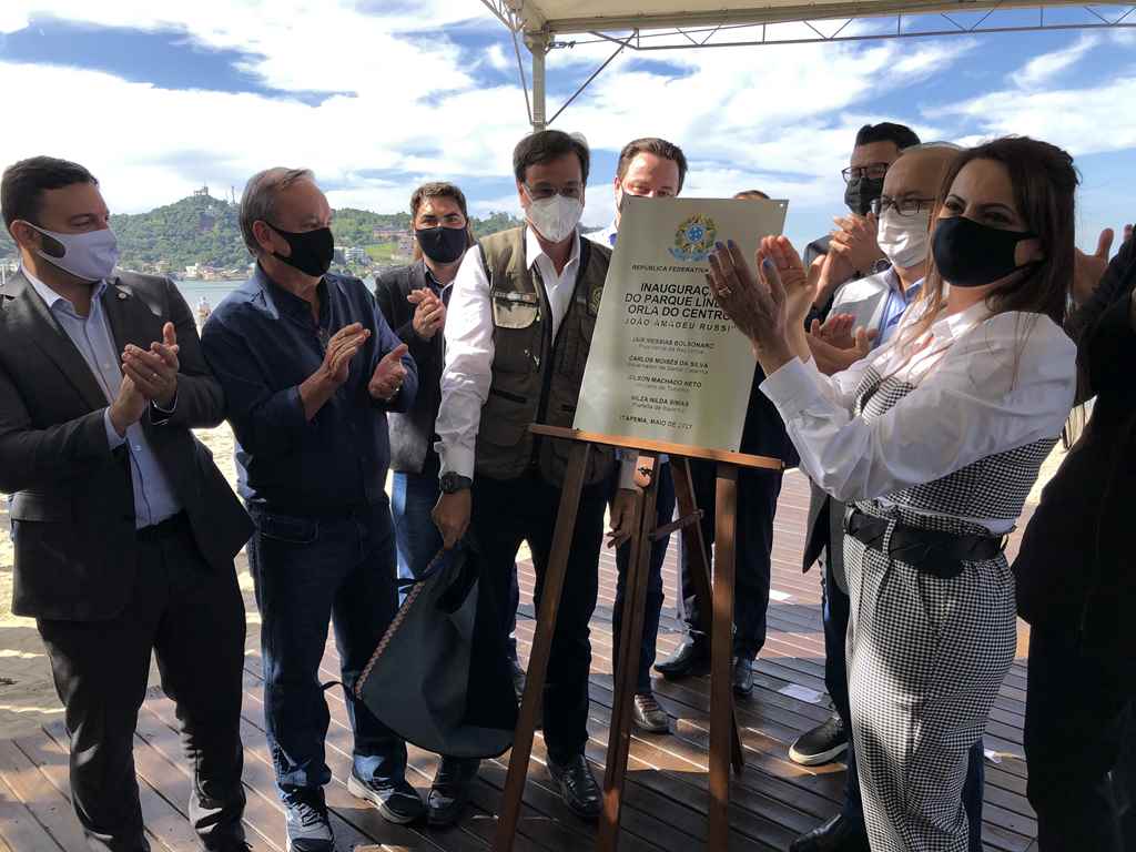 Ministro do Turismo visita Itapema para inaugurar Parque Linear Orla do Centro "João Amadeu Russi"