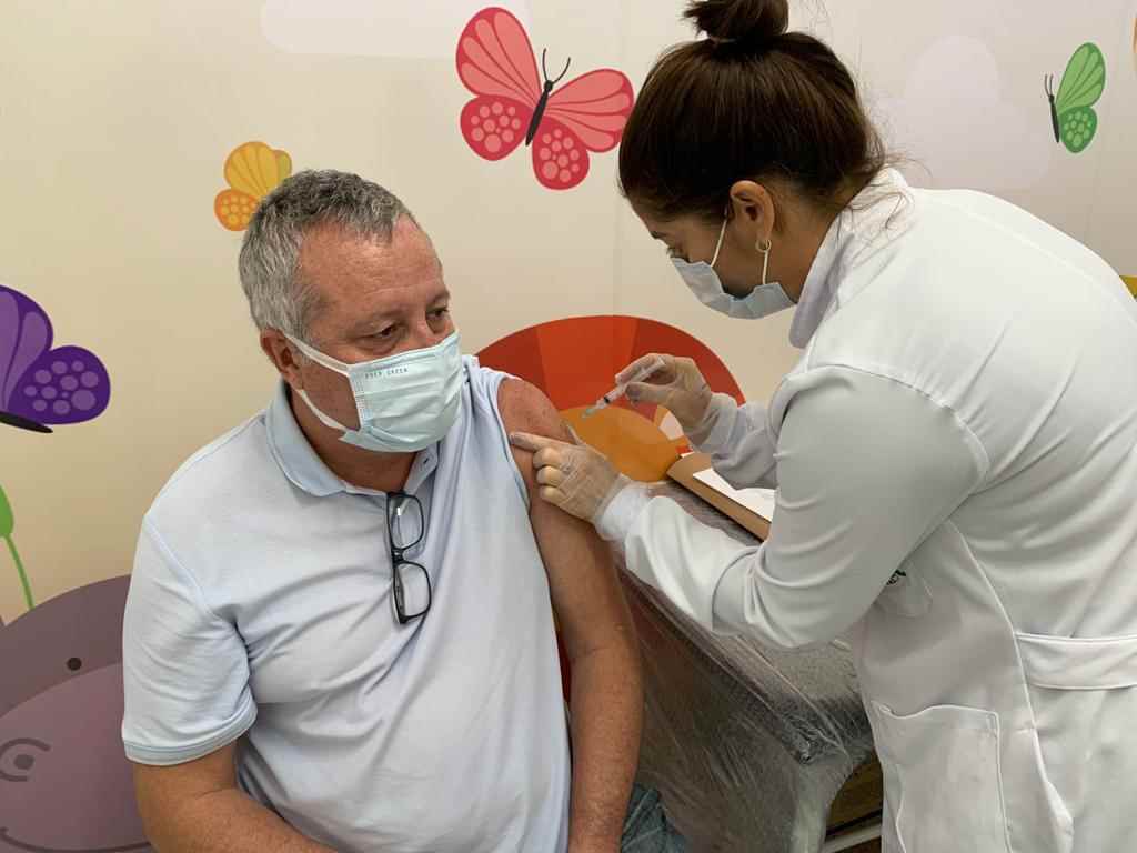 Itapema avança na vacinação contra coronavírus em pacientes com comorbidades