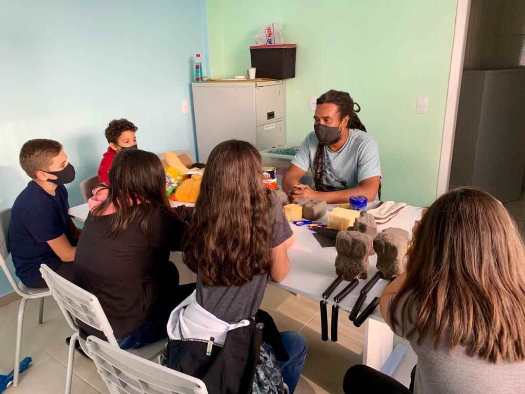 Oficina de teatro é disponibilizada através do Projeto “Cultura para todos”