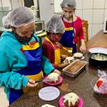 Associação Casa Branca oferece curso de culinária a crianças e adolescentes