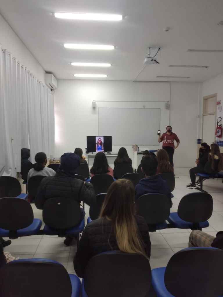 Olimpíadas de Tóquio é tema de atividade na Escola Luiz Francisco Vieira