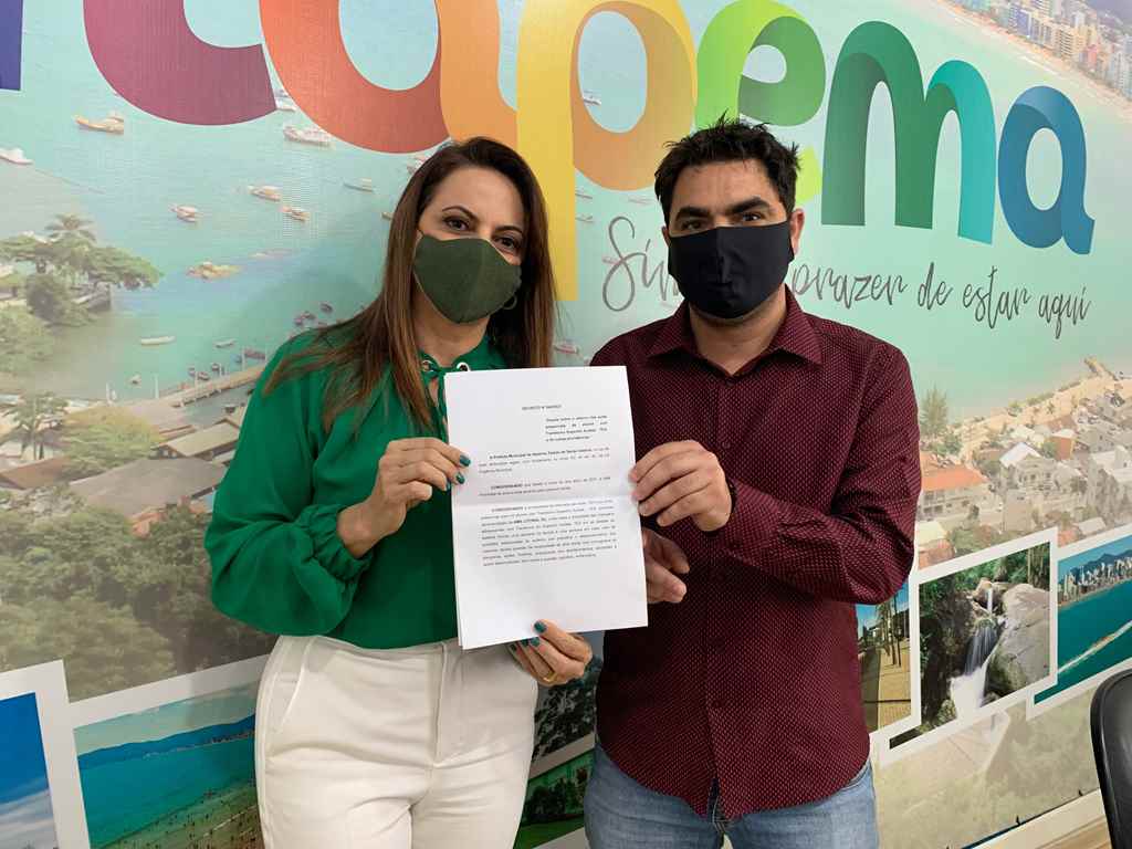 Prefeita Nilza Simas assina decreto para retorno de aulas presenciais para estudantes autistas