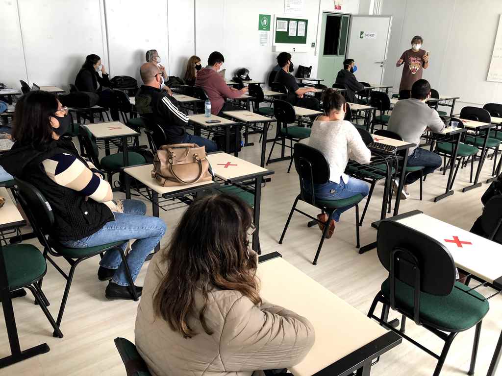Professores de Matemática participam de formação continuada