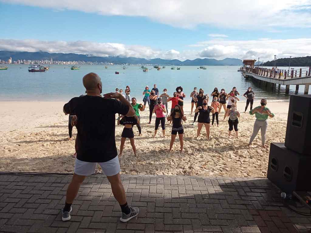 PORTO BELO - Praia do Perequê terá aula gratuita de Fit Dance