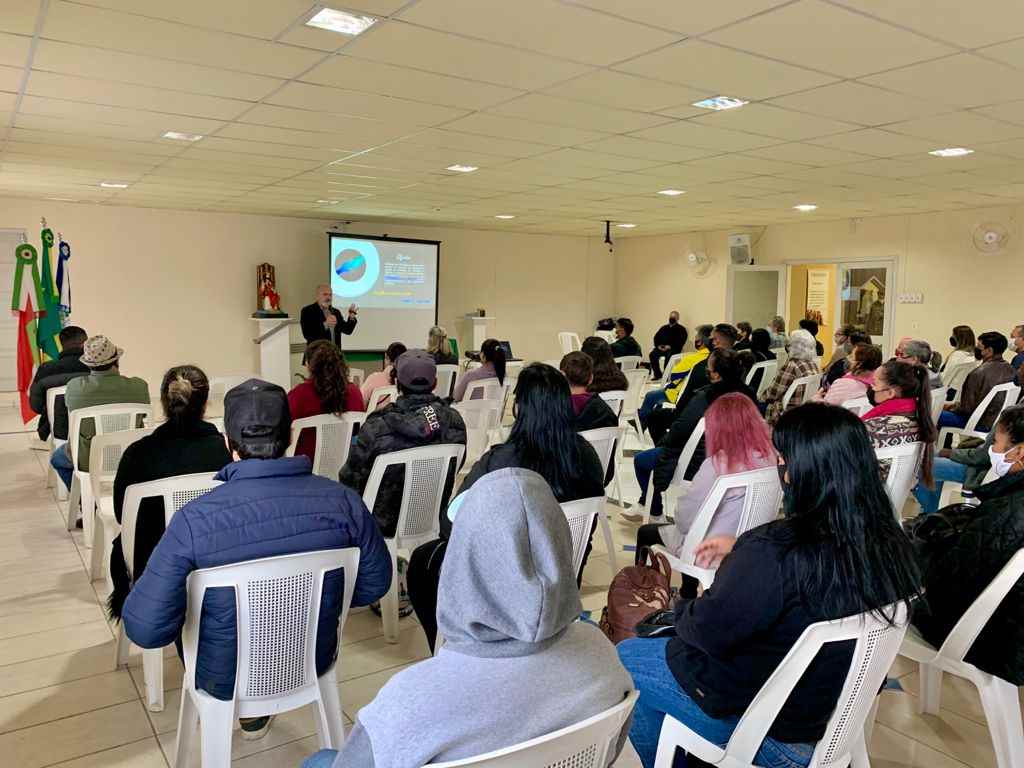 Programa Itapema de Oportunidades inicia com seminário sobre os cursos ofertados