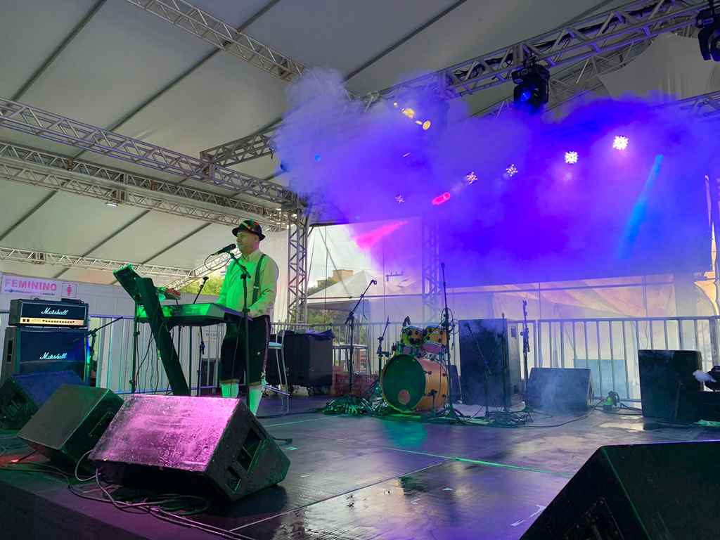 Dia da Melhor Idade na Vila do Vôlei foi programação especial