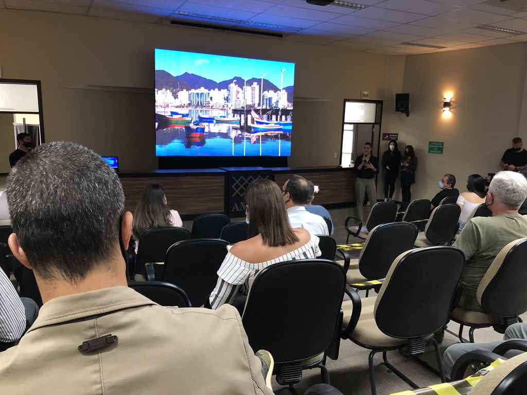 Itapema integra campanha da AMFRI para fortalecer o turismo na Costa Verde & Mar