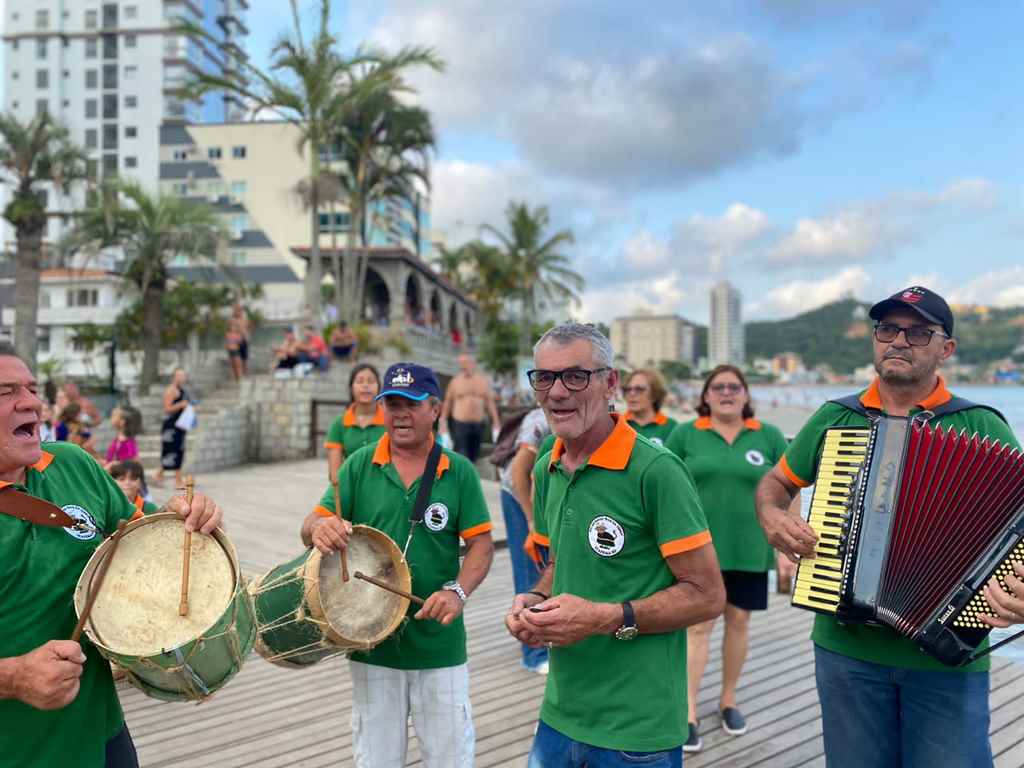 Grupo Boi de Mamão grava documentário na Ponte do Suspiro