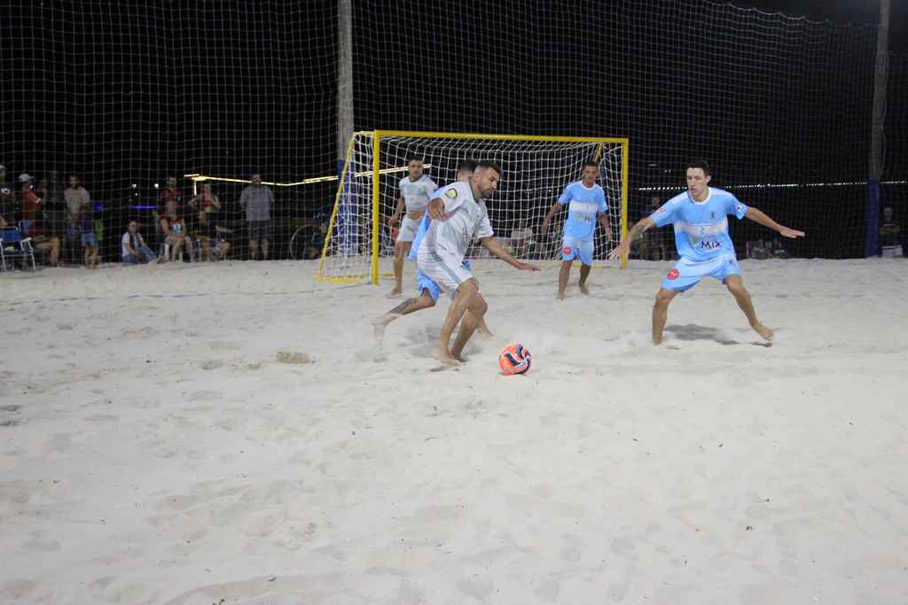 PORTO BELO - Porto Belo dá início ao Campeonato de Futebol de Areia