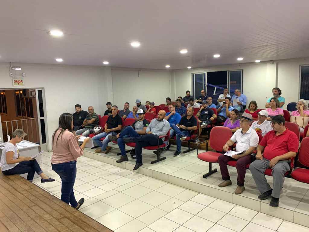 Turismo realiza reunião com participantes do 18º Encontro dos Amigos de Itapema