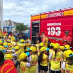 Alunos da Escola Maria Linhares de Souza participam de aula especial com os Bombeiros Militares de Itapema