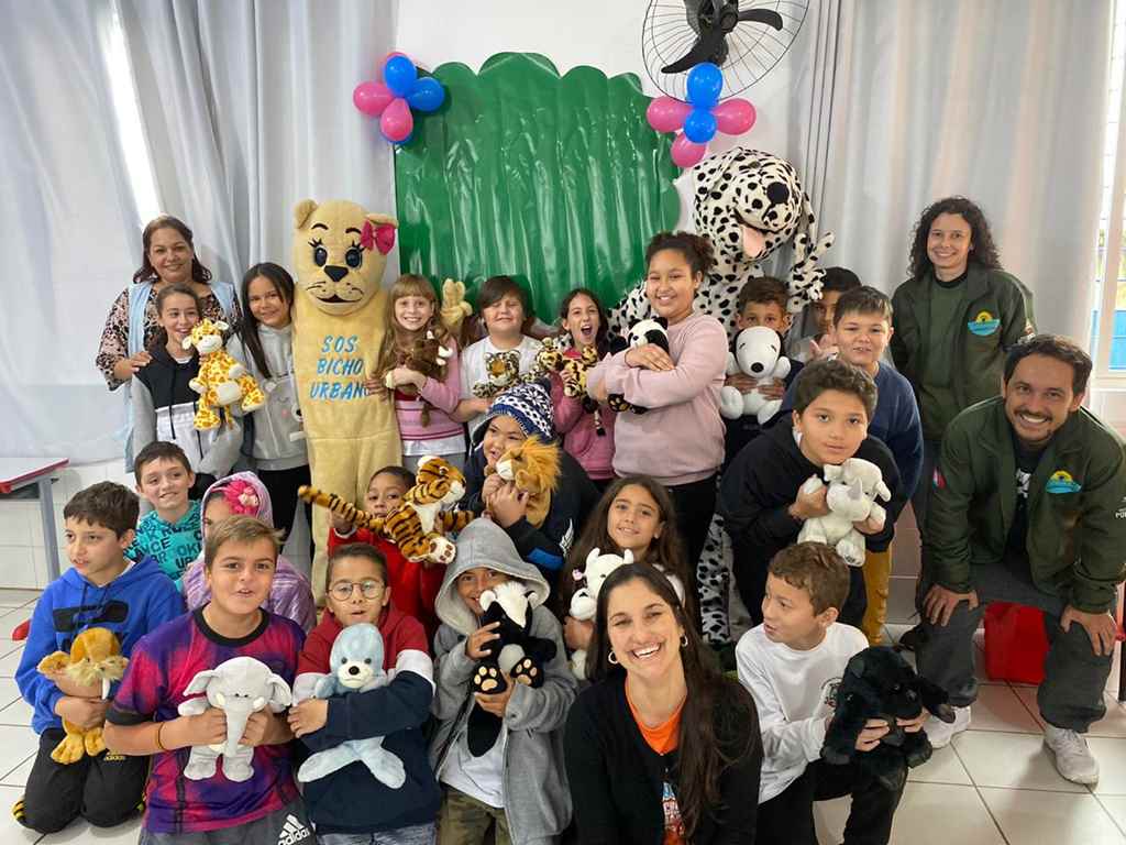 PORTO BELO - Projeto Pequeno Guardião conscientiza as crianças sobre os cuidados com os animais