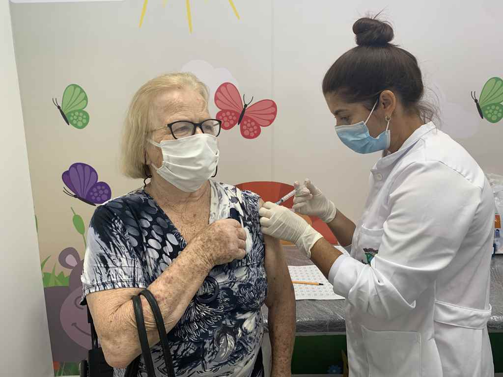 Sábado (09/07) tem vacinação contra Gripe e COVID-19