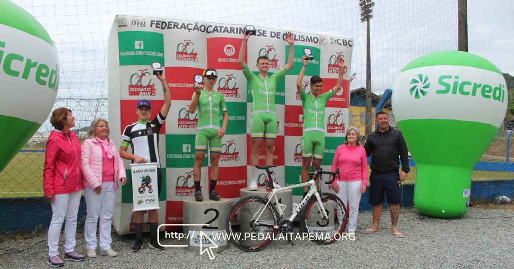 Base faz bonito no 10º GP Outubro Rosa SICREDI de Ciclismo