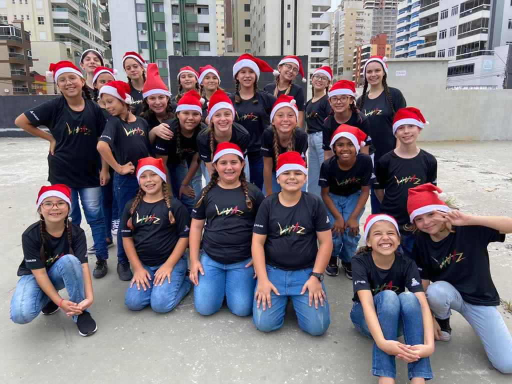 Coral Vivaz fará show de 25 anos neste sábado (17/12) na Praça da Paz