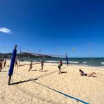 CBV realiza peneiras de observação para detectar novos talentos do vôlei de praia em Itapema