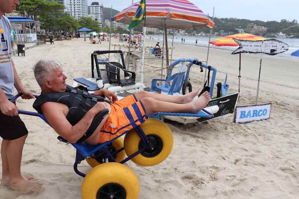 Projeto Vida na Praia inicia neste sábado (17/12) em Itapema