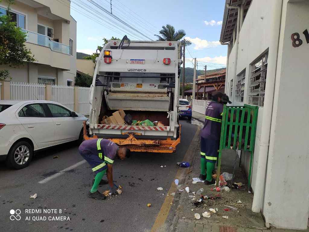 PORTO BELO - Porto Belo realiza força tarefa para coleta de Lixo Orgânico