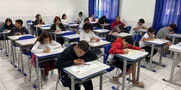 PORTO BELO - Estudantes de Porto Belo participam da 1ª fase da Olimpíada Brasileira de Matemática