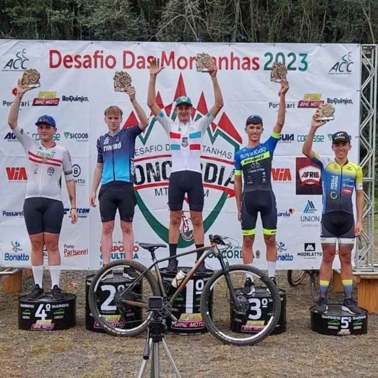 Pedala Itapema conquista pódios no XCO e XCM do Desafio das Montanhas