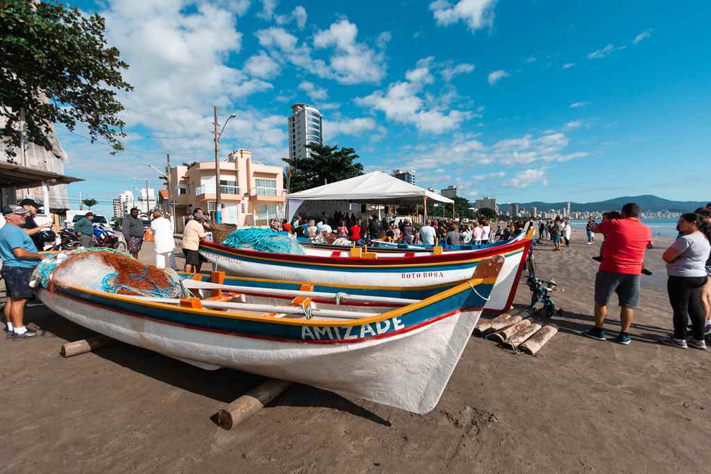 PORTO BELO - Missa da Tainha acontece neste sábado em Porto Belo