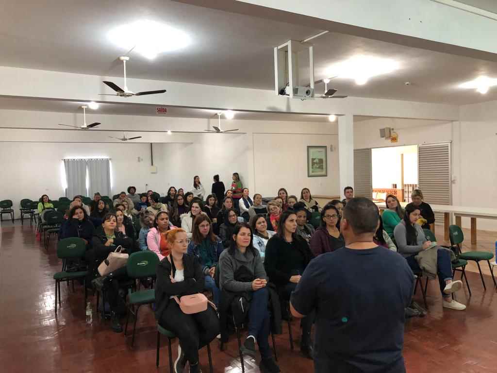 Professores da Rede Municipal recebem curso de primeiros socorros