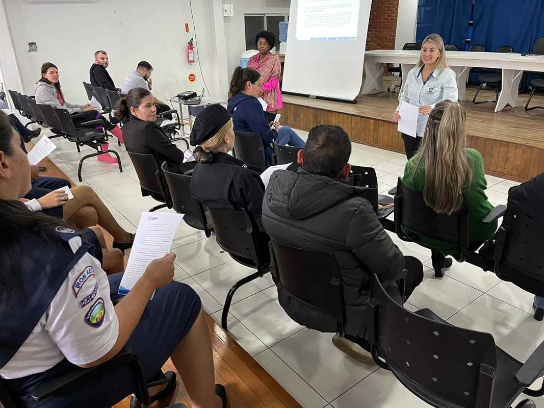 Entidades e escolas participam de reunião sobre Desfile Cívico de 7 de Setembro