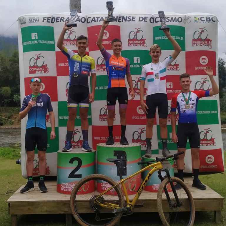 Lucas Vieira conquista o segundo lugar no XCO Beira Rio