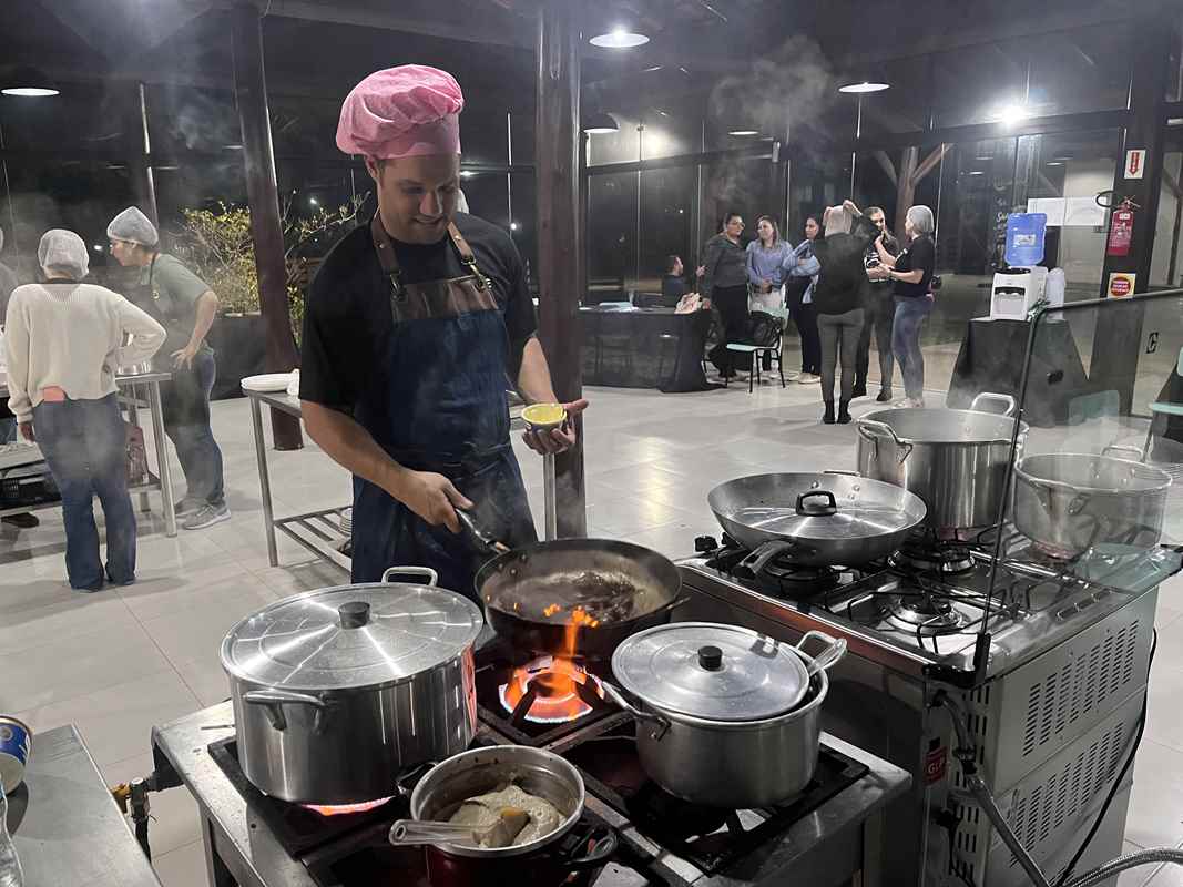 PORTO BELO - Porto Belo realiza concurso de culinária com equipes responsáveis pela merenda escolar