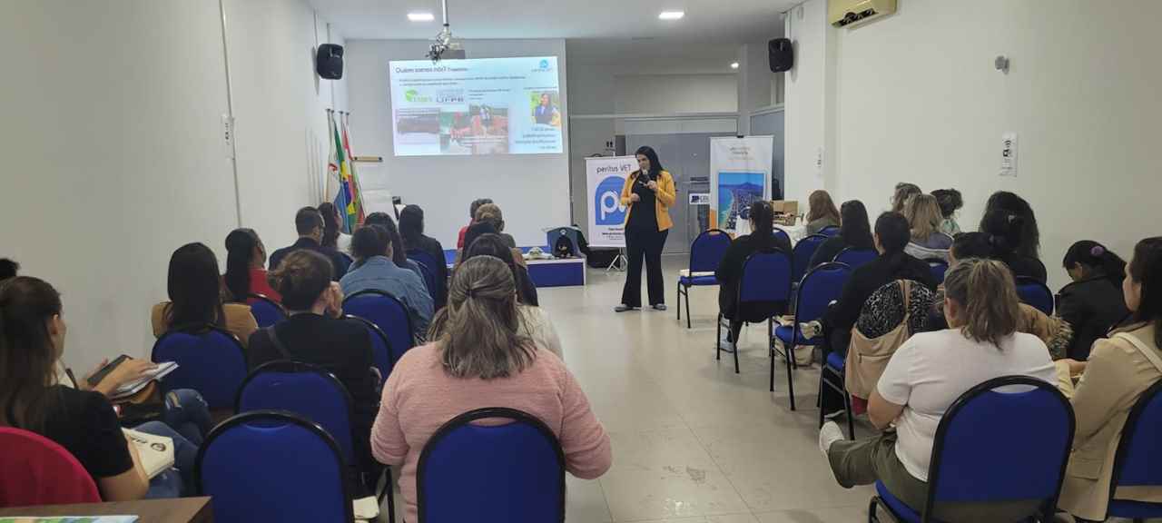 Capacitação sobre guarda responsável faz parte da Semana de Proteção e Bem-Estar Animal