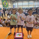 Vencedores do I Torneio de Robótica recebem troféu e medalha