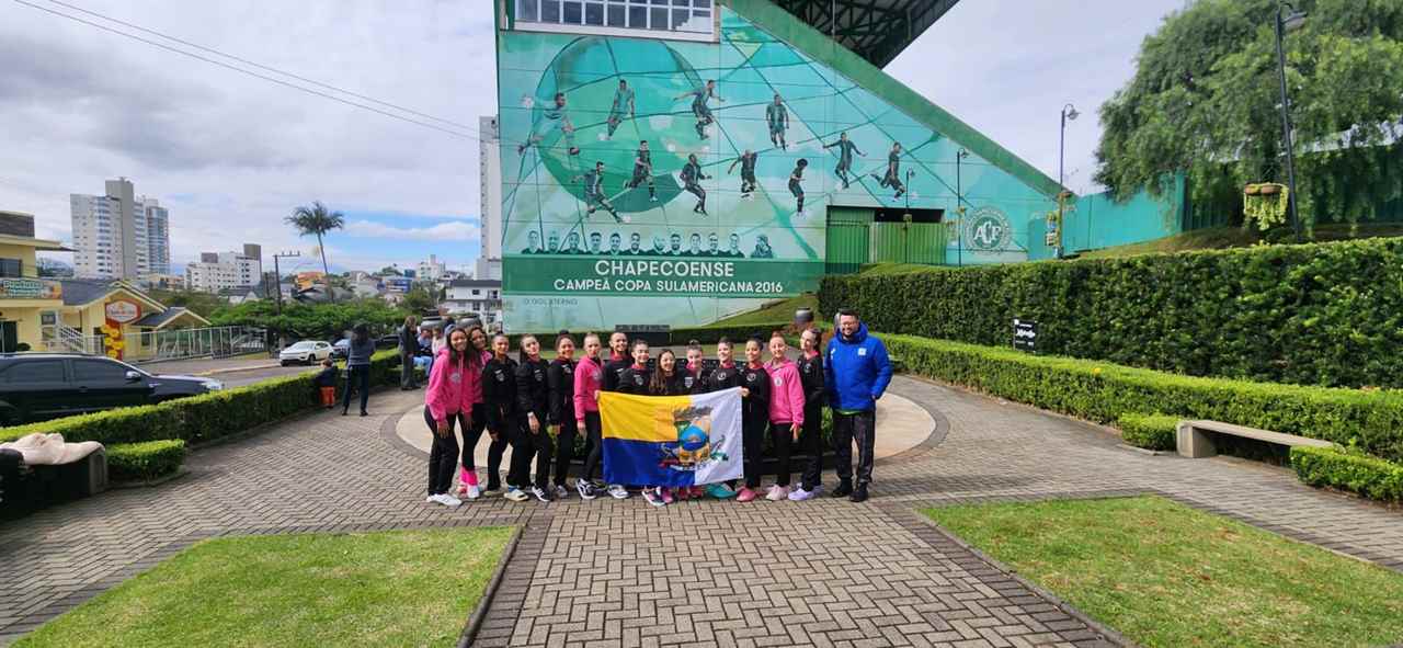 Itapema conquista bons resultados no Torneio Estadual de Ginástica Rítmica - Categoria Juvenil