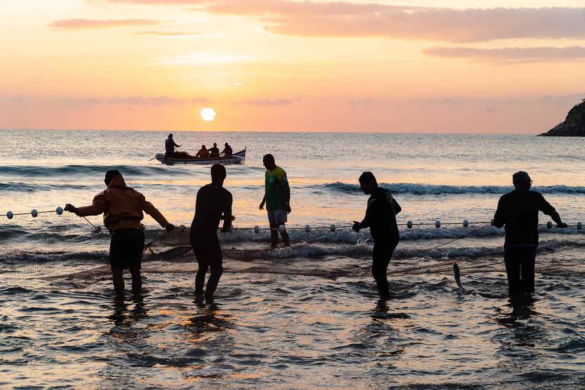 Iniciado período da pesca da tainha