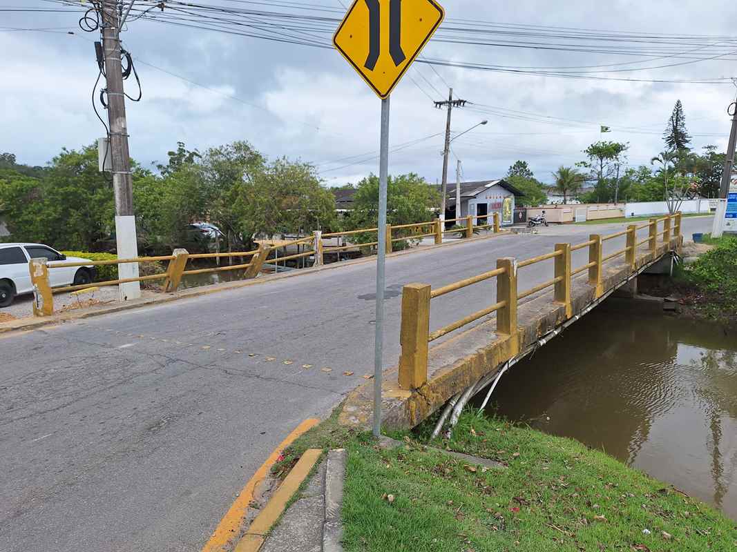 PORTO BELO - Interdição total do trânsito na ponte do Rio Santa Luzia