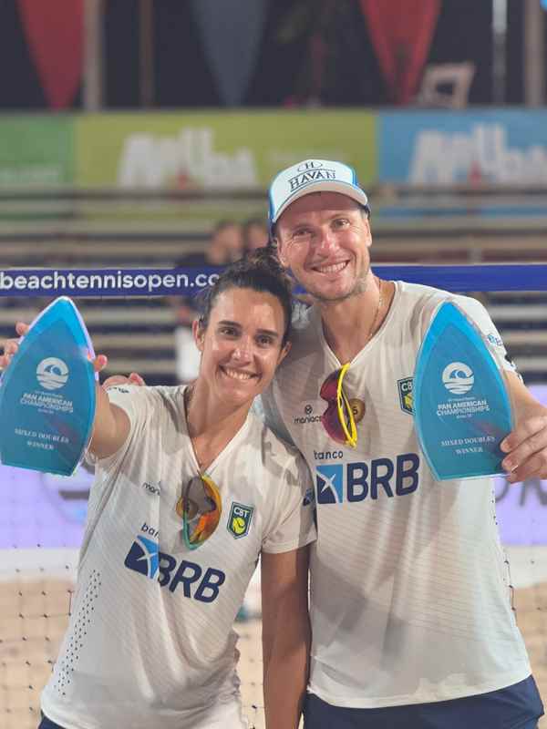 André Baran conquista duas medalhas de ouro no Pan de beach tennis - Crédito da imagem: Arquivo Pessoal