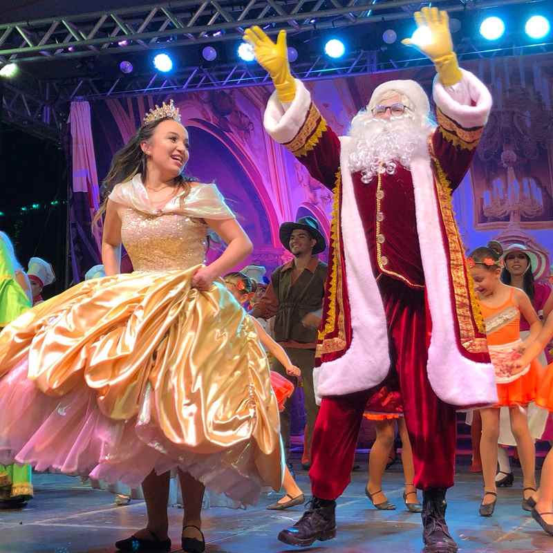 Chegada do Papai Noel e Espetáculo Quebra Nozes prometem emocionar público neste sábado (21/12) na Praça da Paz