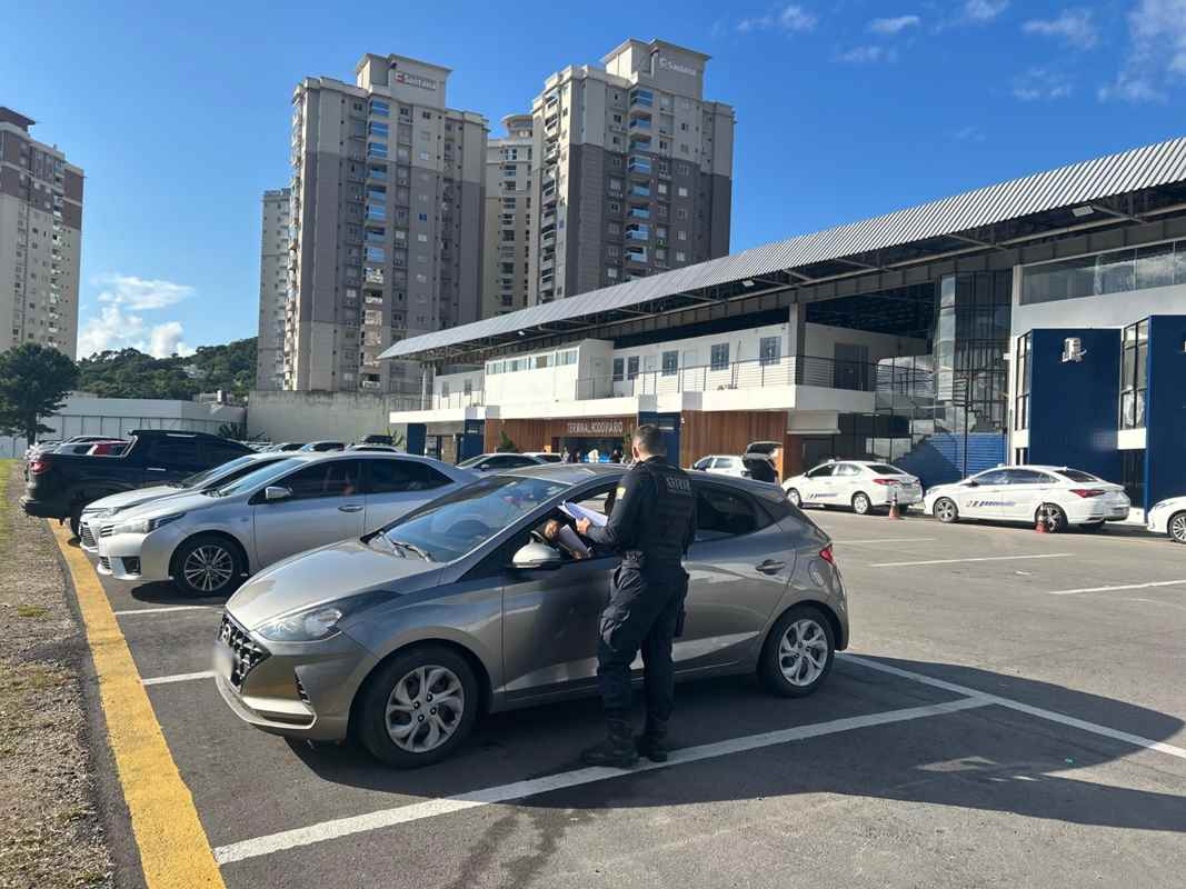 Guarda Municipal de Itapema intensifica fiscalização no Terminal Rodoviário