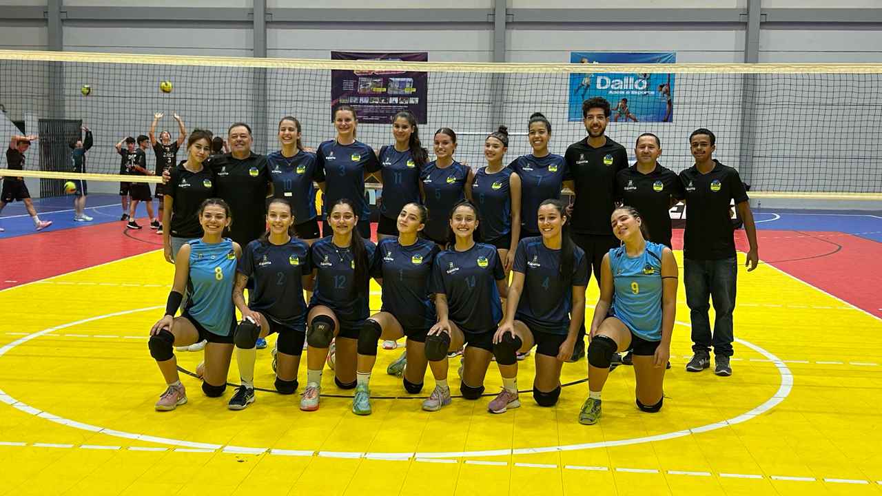 Itapema vence na estreia do Voleibol Feminino e Masculino nos Joguinhos Abertos