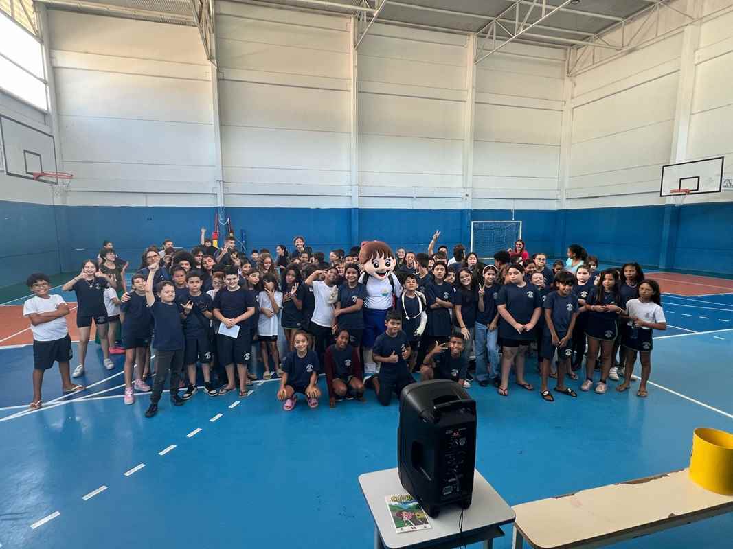 PORTO BELO - Porto Belo realiza atividade em alusão ao Dia Nacional do Livro Infantil