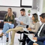 Autoridades se reúnem no CREAS para debater fortalecimento da rede de assistência social