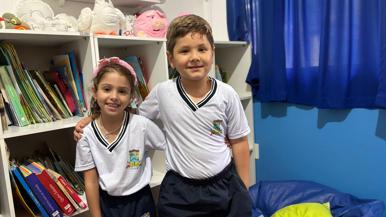 Educação inicia distribuição dos uniformes escolares