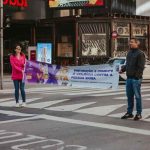 Ação na Meia Praia alerta sobre a violência contra a pessoa idosa