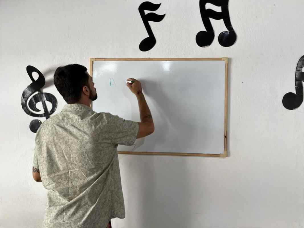 Aulas gratuitas de Português para imigrantes passam a ser oferecidas no Mercado Cultural de Itapema