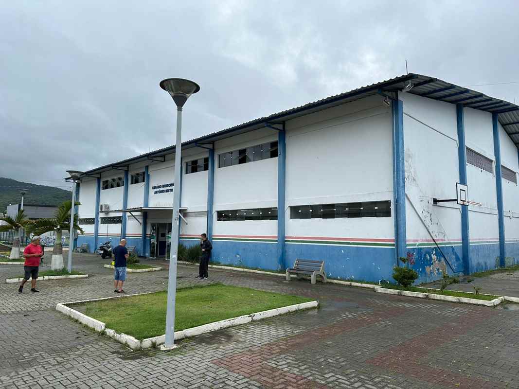 PORTO BELO - Ginásio de Esportes Antônio Brito passará por manutenção