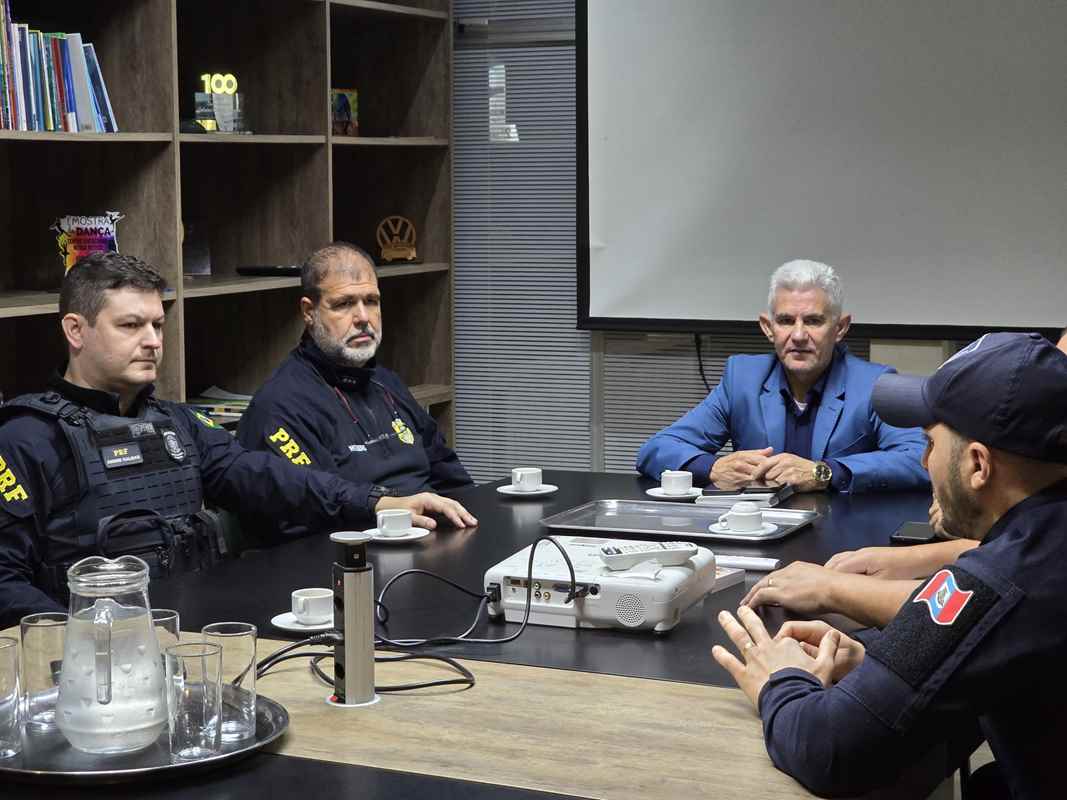 PORTO BELO - Porto Belo busca parceria com PRF para ampliar fiscalização de trânsito nas marginais