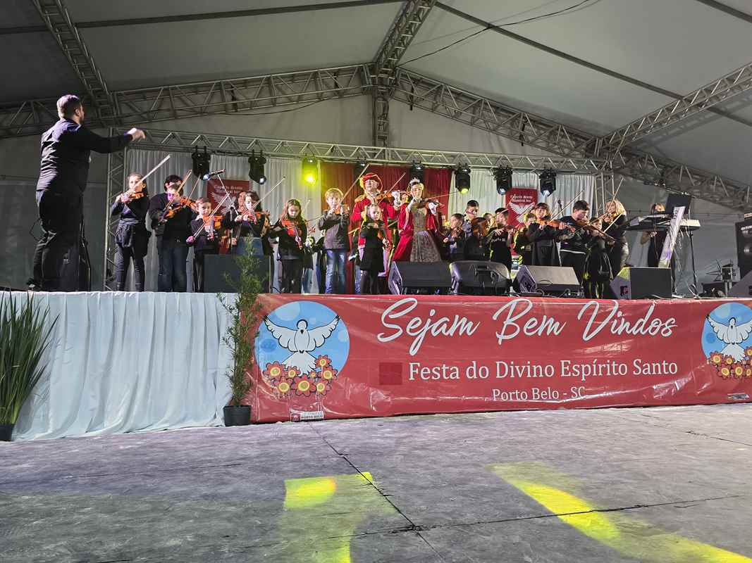 PORTO BELO - Porto Belo celebra a 10ª Festa do Divino Espírito Santo